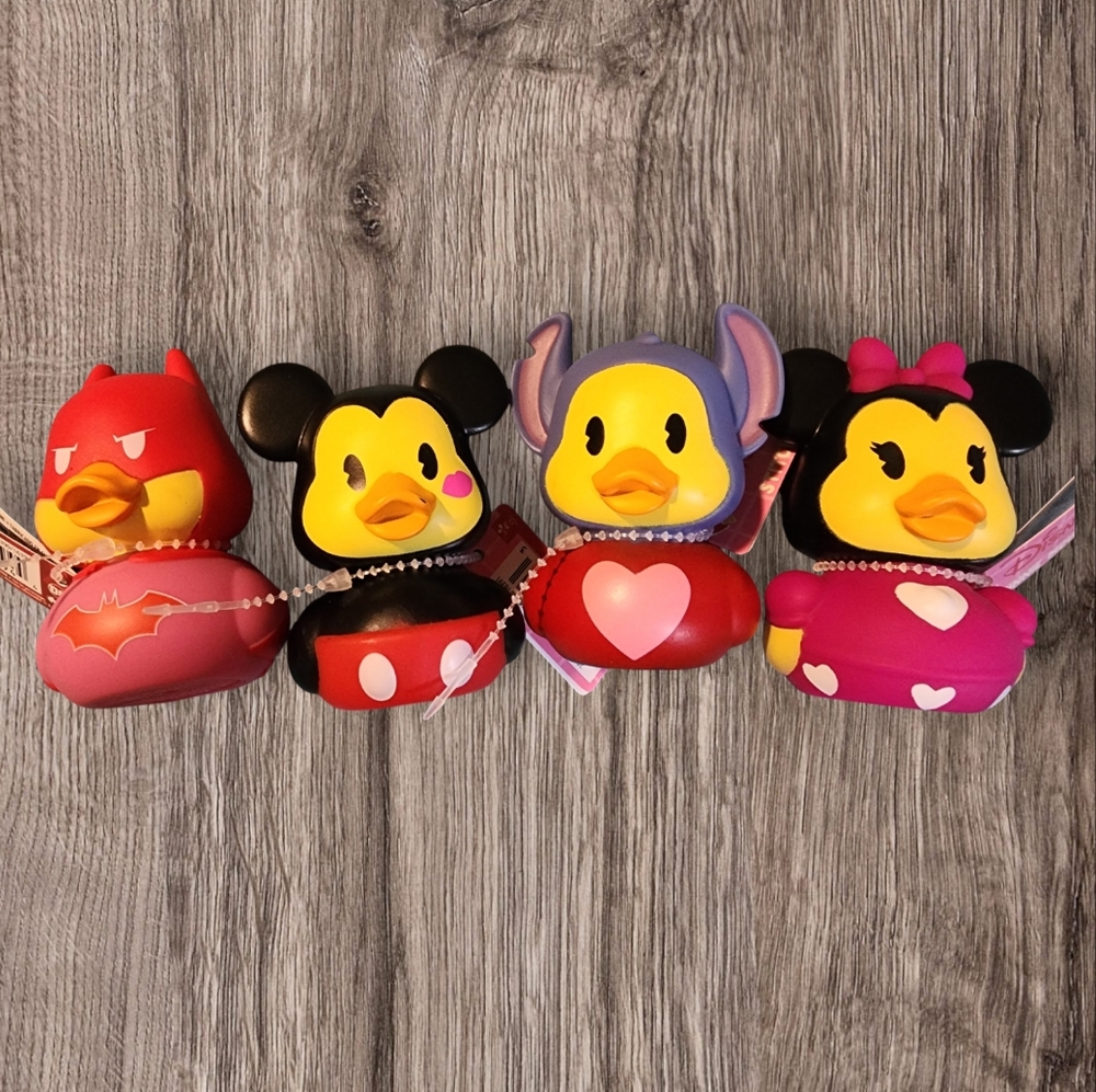 NWT Duckalooz Disney Rubber Ducks Valentine's Mickey, Minnie, Stitch, Batman Set